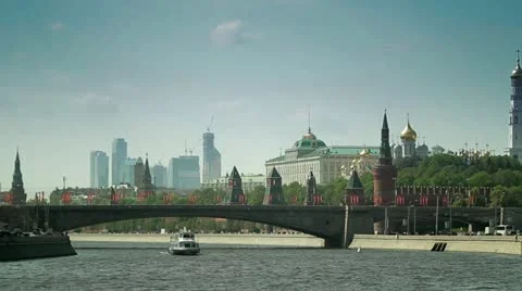 Ship on the Moscow River Video stock 12192935
