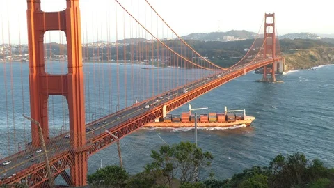 A ship passing under the Golden Gate Bridge Video stock 88266753