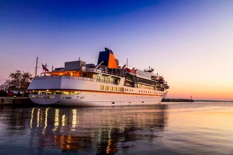 Ship on the port at sunset Stock-Fotos