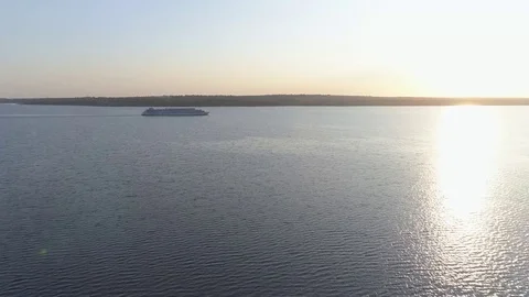 Ship on the river Aerial view Vídeos de archivo 84458142