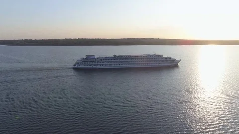 Ship on the river Aerial view Vídeos de archivo 84458206