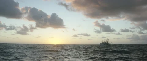 Ship sailing in sea Stock-Footage 67289658