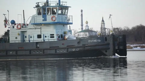 Ship sails on the Oka. 動画素材 48896799