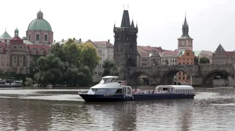 The ship sails on the Vltava Stock Footage 40970368