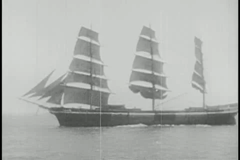 Ship at sea right before thunderstorm 스톡 동영상 11350016