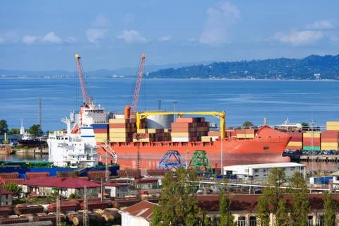 Ship in seaport Fotos Stock