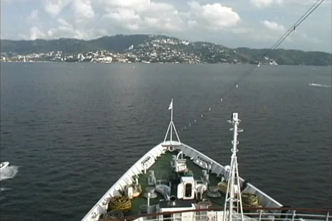 Ship & speed boat Acapulco Stock Footage