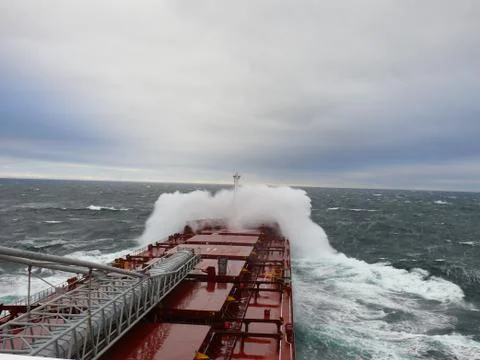 Ship in a storm 库存照片