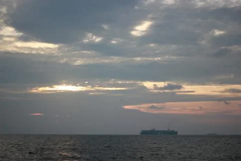 Ship at sunset Foto stock