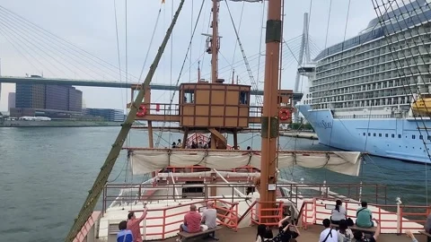 Ship Timelapse in Osaka Harbour, 4K Video stock 310052076