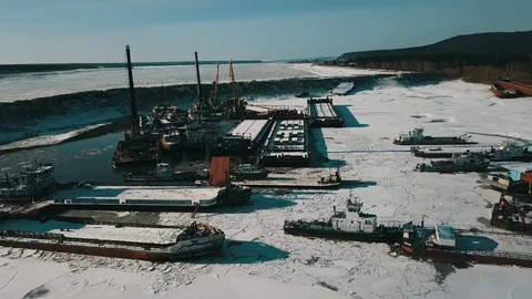Ship in winter dock.  Freez river. Navigation. Stock-Footage 101817122