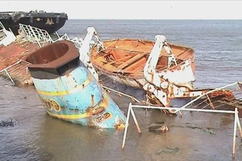 Ship wreck Stock Footage 117672