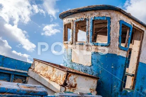 Ship wreck stabbing against air Stock Photos