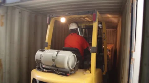 Shipping container load  Vídeos de archivo 26146525