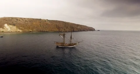 Ships at Anchor 2 Vidéo 124100020
