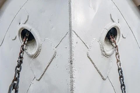 Ship's bow with anchor chains close-up Stock-Fotos