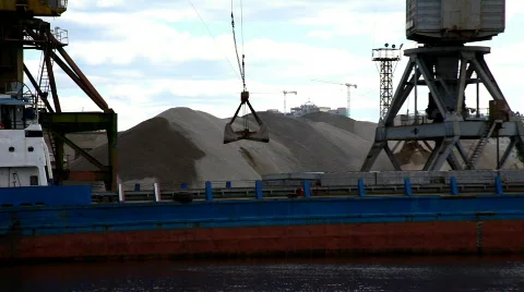 Ship's crane at work Stock Footage 825332