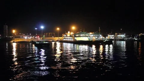 Ships Video stock 8549306