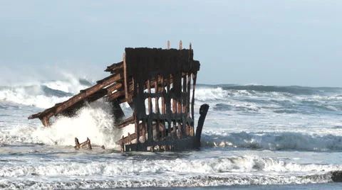 Shipwreck On The Oregon Coast Video stock 59106680