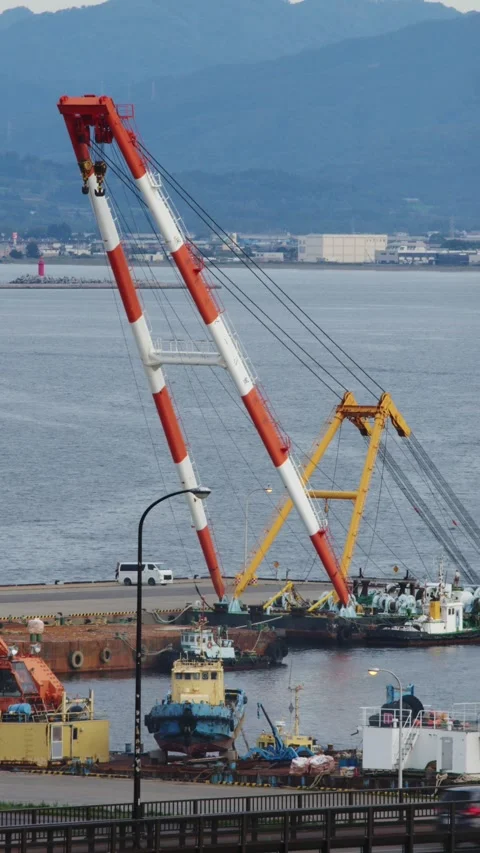 A shipyard crane in a harbor, Hakodate, Japan, 2026.09.10. 動画素材 345439900