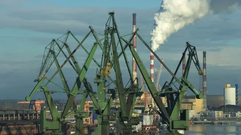 Shipyard cranes time lapse, Gdansk, Poland Video stock 69840381