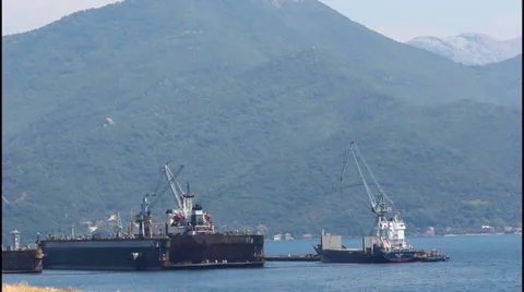 Shipyard, the ships Video stock 32426577