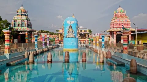 Shivalingam in water between two temples 4k stable short Stock-Footage 279061393