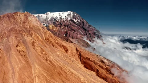 Shiveluch volcano, Kamchatka Vídeos de archivo 137014924