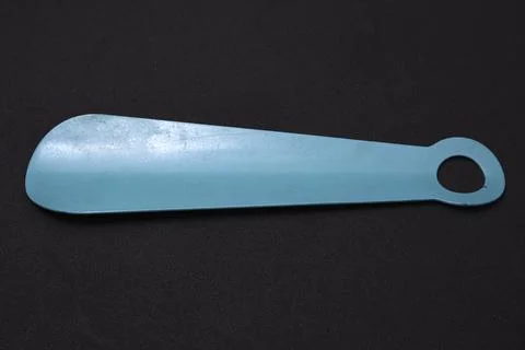 A shoe spoon. A tool for comfortable putting on shoes. Foto stock
