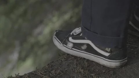 SHOES IN THE FORREST Video stock 139401123