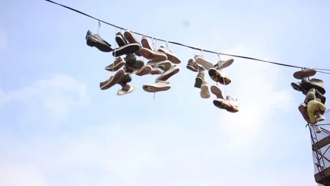 Shoes on wire in Brooklyn 動画素材 85367441