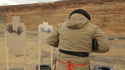 Shooting competition outdoors Video stock 87116990