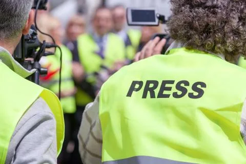Shooting an event with a video camera. press conference. Foto stock