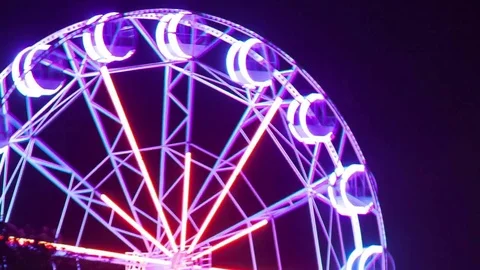 Shooting the ferris wheel close-up. Stock Footage 78355543