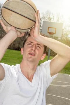 Shooting Free Throws Stock-Fotos