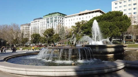 Shooting lateral square of spain fontain Madrid Stock Footage 106238534