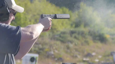 Shooting a wet gun 動画素材 24351252