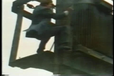 Shootout between two men 스톡 동영상 11345912