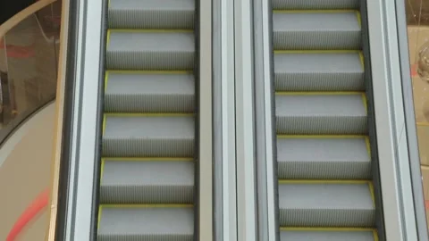 Shoping mall escalator Video stock 145030986