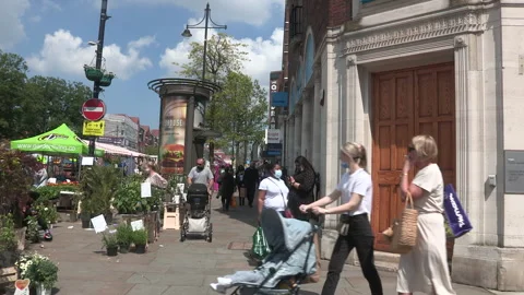 Shoppers at a flower stall Video stock 155884525