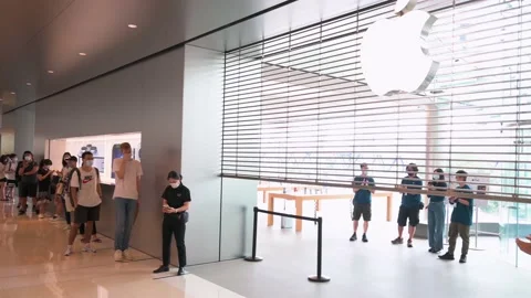 Orlando Usa Customers Lining Apple Store Purchase New Iphone Smartphones  Stock Video Footage by ©Jshanebutt #424000994