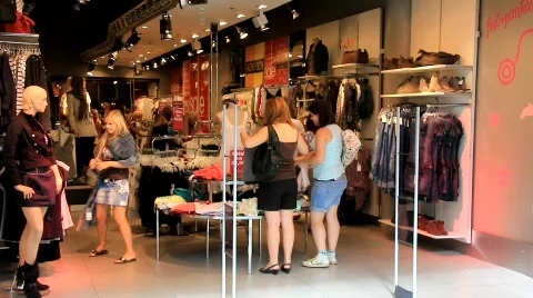 Shopping area Vídeos de archivo 828336