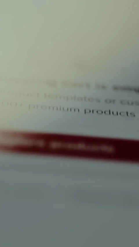 Shopping cart is empty message, Explore products button from the online shopping Stock Footage 327901286