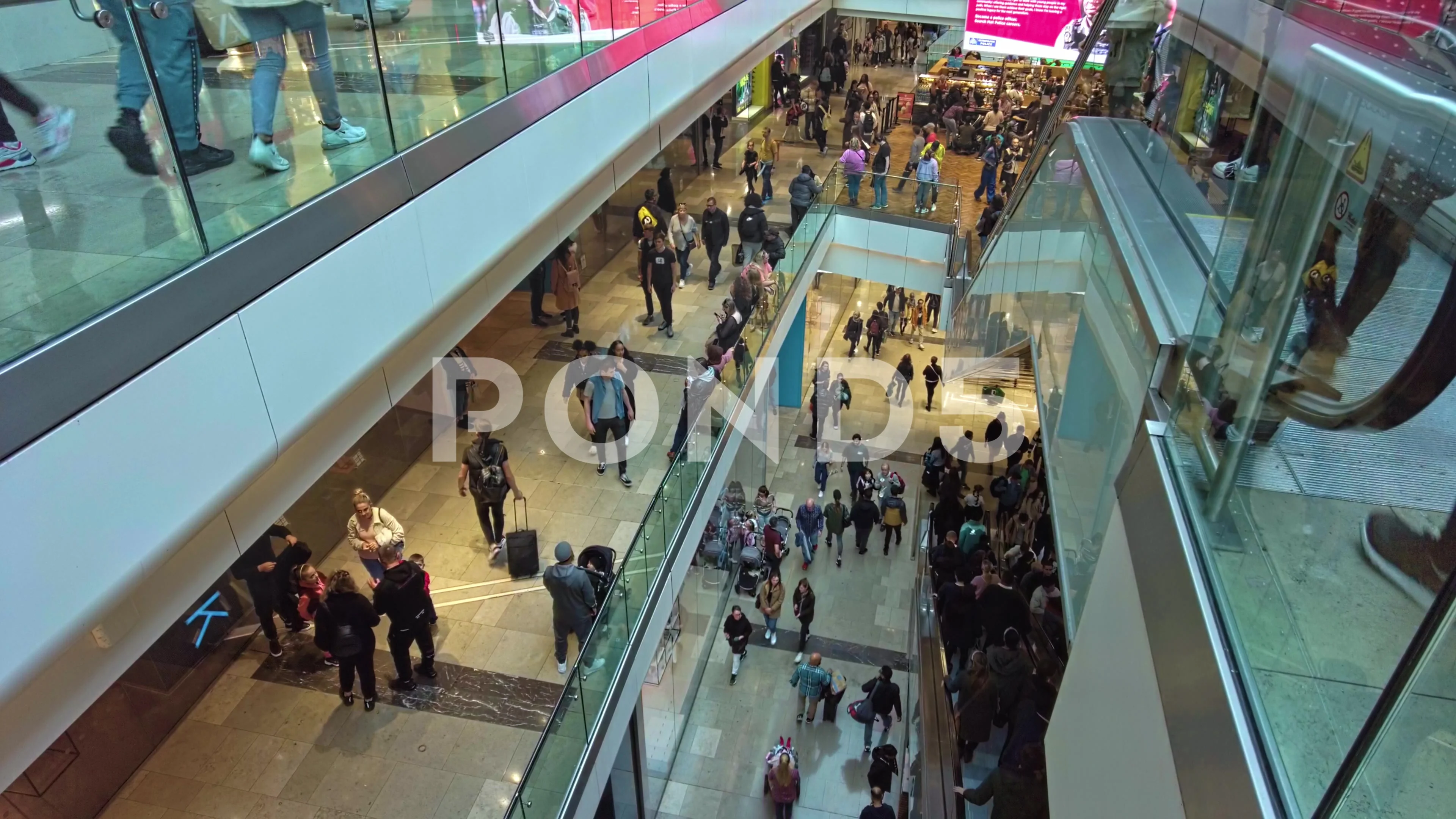 2,183 Westfield Shopping Centre Images, Stock Photos, 3D objects