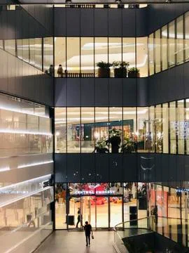 Shopping centre architectural design multi layered style entrance Foto stock