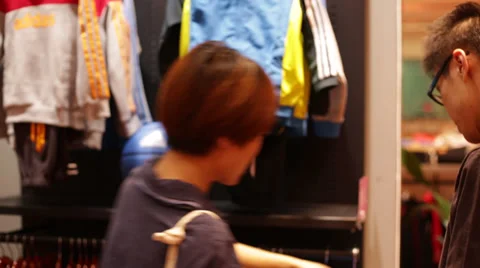 Shopping couple in store. Stock Footage 31738342