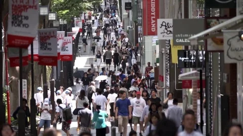Shopping districts of large cities (daytime, crowds, Japan, Tokyo) Stock Footage 72273653