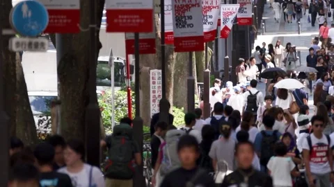 Shopping districts of large cities (daytime, crowds, Japan, Tokyo) Stock Footage 72295110
