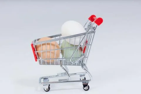 Shopping eggs Stock Photos