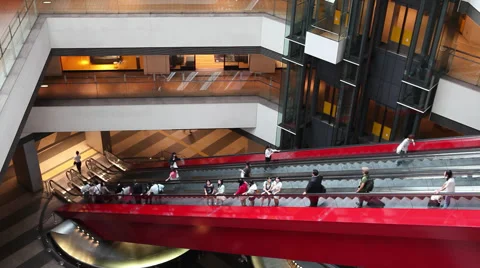 Shopping mall escalator Video stock 40051290